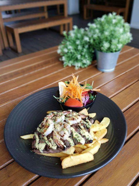 Hokka Hokka - Prairiewood - Accommodation Burleigh 0