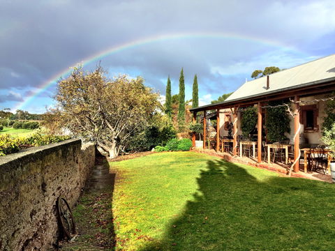 Samuel's Gorge Winery - Accommodation Burleigh 1