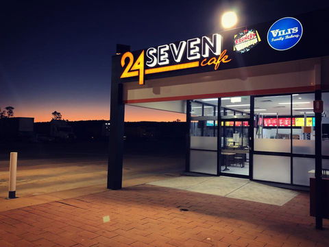 24 Seven Cafe - Accommodation Burleigh 0