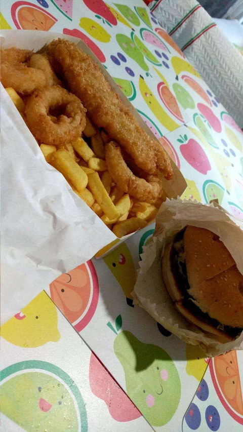 Point Hook Fish'n'Chips - Accommodation Burleigh 0
