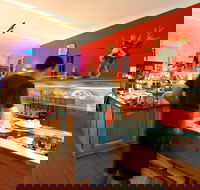 Roscoes Pizza - Accommodation Burleigh