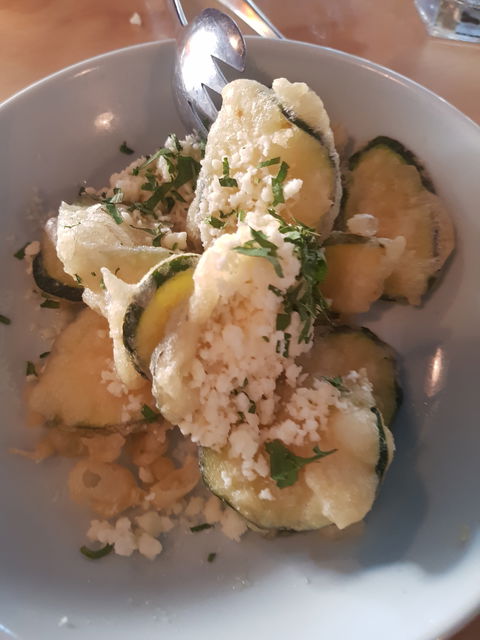 PM Eat & Drink - Accommodation Burleigh 2