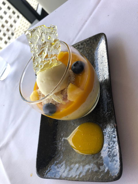 C Restaurant - Accommodation Burleigh 28
