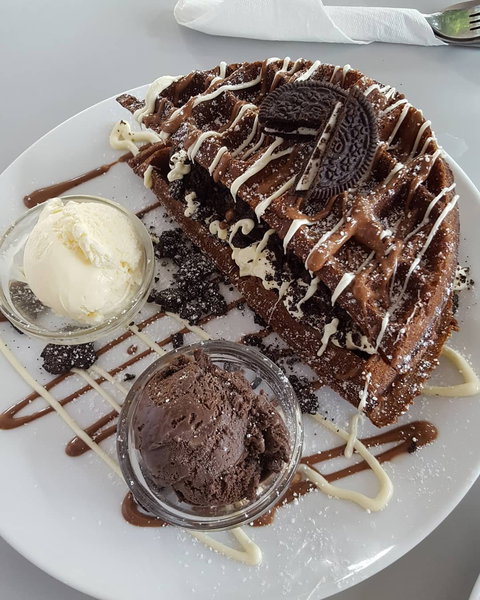 Waffle On Cairns - Accommodation Burleigh 4