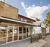 Commercial Hotel - Accommodation Burleigh