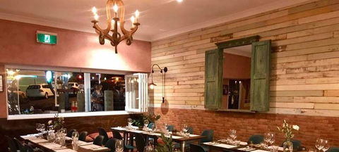 The French Pan Tree - Accommodation Burleigh 1