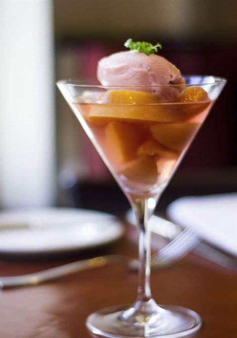 A La Bouffe Bar & Bistro - Accommodation Burleigh 21
