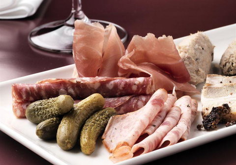 A La Bouffe Bar & Bistro - Accommodation Burleigh 22