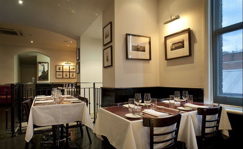A La Bouffe Bar & Bistro - Accommodation Burleigh 35