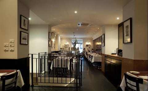 A La Bouffe Bar & Bistro - Accommodation Burleigh 37