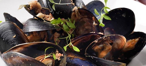 A La Bouffe Bar & Bistro - Accommodation Burleigh 3
