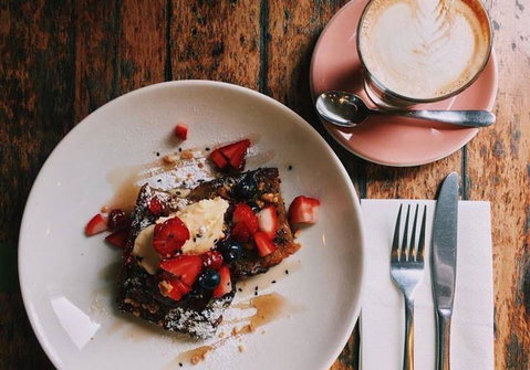 EAT LOVE PIZZA - Accommodation Burleigh 1