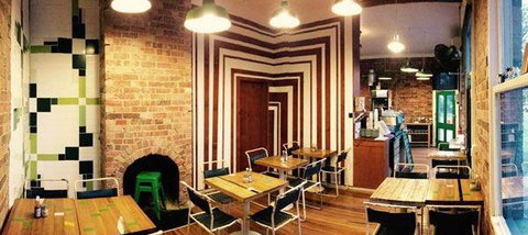 EAT LOVE PIZZA - Accommodation Burleigh 3