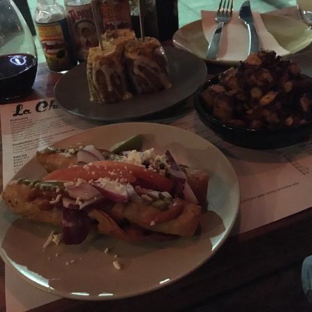 La Cholita - Accommodation Burleigh 0