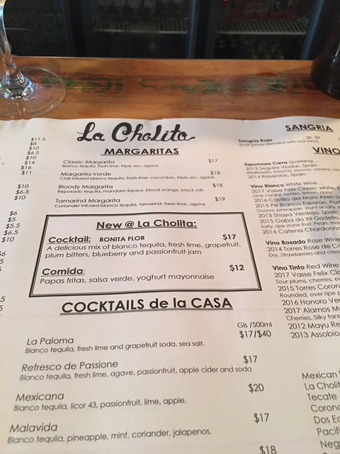 La Cholita - Accommodation Burleigh 1