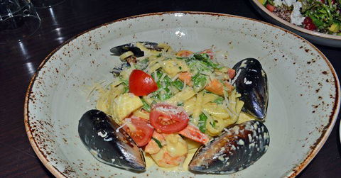 Rose Garden West Dubbo Thai Restaurant - Accommodation Burleigh 16