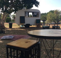 The Black Russian Caravan Bar - Accommodation Burleigh