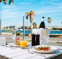 Tradewinds Bar and Restaurant - Accommodation Burleigh