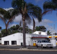 Hillview Roadhouse Motel Restaurant - Accommodation Burleigh