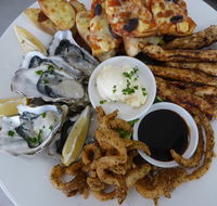 The Railway Tavern - Accommodation Burleigh