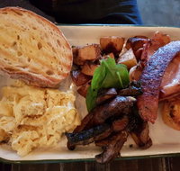 Froth  Fodder Cafe - Accommodation Burleigh