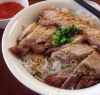 Yen Linh - Accommodation Burleigh