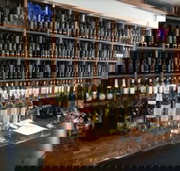 Dell'uva Wines - Accommodation Burleigh