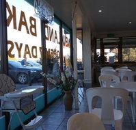 New land Bakery cafe - Accommodation Burleigh
