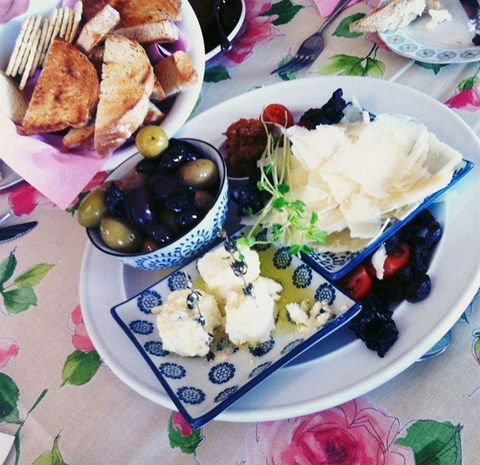 Brinx Deli - Accommodation Burleigh 4