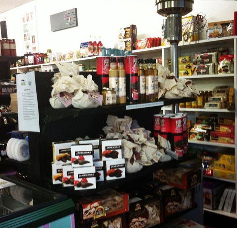 Brinx Deli - Accommodation Burleigh 7