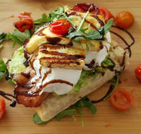 Deedot Coffee House - Accommodation Burleigh