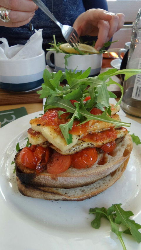 Esher Street Cafe & Deli - Accommodation Burleigh 6