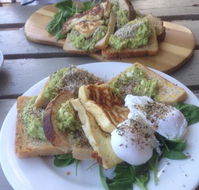 Esher Street Cafe  Deli - Accommodation Burleigh