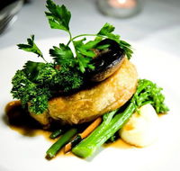 Harry's Restaurant and Redford Bar - Accommodation Burleigh