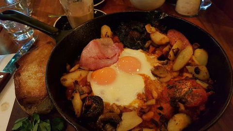 Bierkeller - Accommodation Burleigh 0