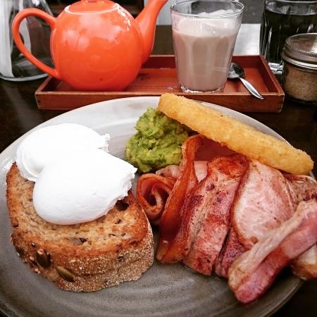 Cheeky Monkey - Accommodation Burleigh 0