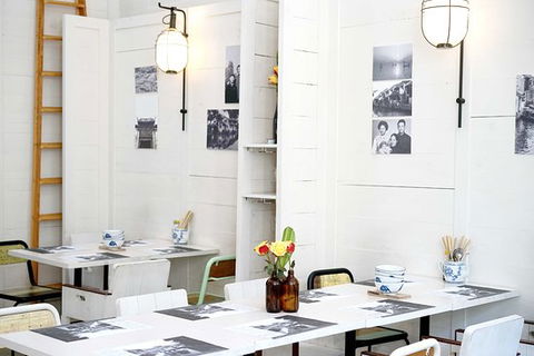 David's - Accommodation Burleigh 0
