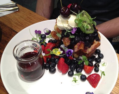 Journeyman - Accommodation Burleigh 0