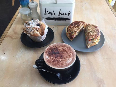 Little Hawk - Accommodation Burleigh 0