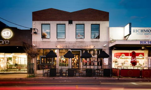 Richmond Public House - Accommodation Burleigh 0
