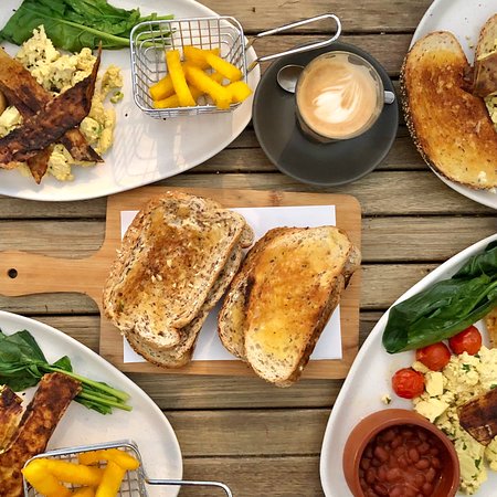 Shakers & Stirrers - Accommodation Burleigh 0