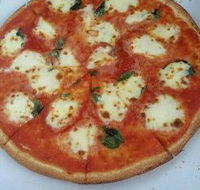Pizza Tonight - Accommodation Burleigh
