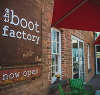 The Boot Factory - Accommodation Burleigh