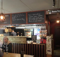 The Valley Cellar Door - Accommodation Burleigh