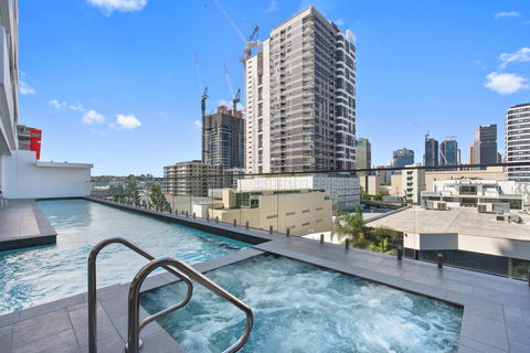 Arise Ivy And Eve - Accommodation Burleigh 1