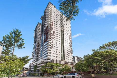 Arise Ivy And Eve - Accommodation Burleigh 2