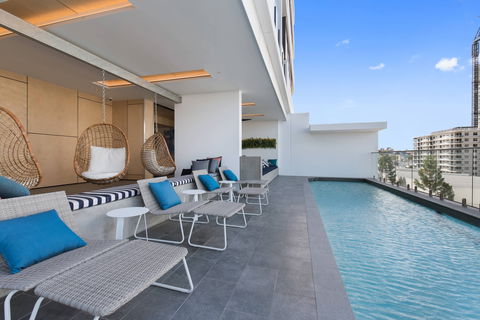 Arise Ivy And Eve - Accommodation Burleigh 3