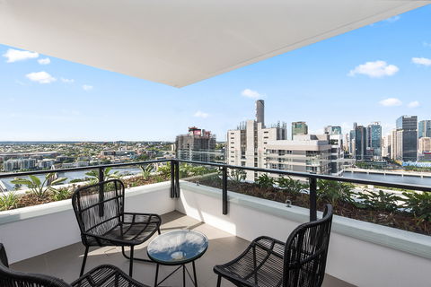 Arise Ivy And Eve - Accommodation Burleigh 11