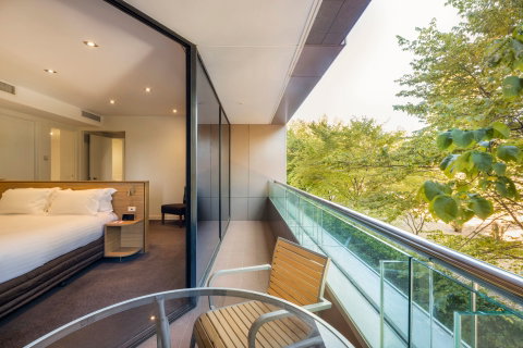 Crowne Plaza Canberra - Accommodation Burleigh 14
