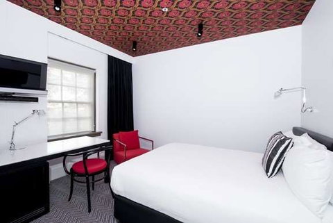 Peppers Gallery Hotel, Canberra - Accommodation Burleigh 2